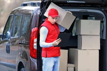 85% курьеров получают социальные гарантии от бизнеса 85% курьеров получают социальные гарантии от бизнеса