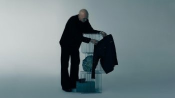 «Золотое Яблоко» и Гоша Карцев представили капсульный проект в поддержку идеи разумного потребления «Золотое Яблоко» и Гоша Карцев представили капсульный проект в поддержку идеи разумного потребления