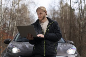 Какую роль блогеры играют при выборе автомобиля в России Какую роль блогеры играют при выборе автомобиля в России