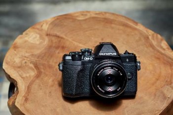 Olympus отказалась от производства фотоаппаратов Olympus отказалась от производства фотоаппаратов