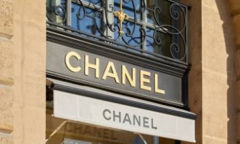 Chanel за год увеличил в два раза число задекларированной косметики в РФ Chanel за год увеличил в два раза число задекларированной косметики в РФ
