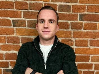 Новым главой по digital и коммерции Бургер Кинг Россия стал Антон Денисов Новым главой по digital и коммерции Бургер Кинг Россия стал Антон Денисов