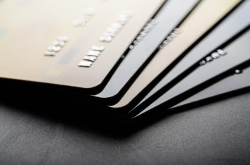 ЦБ хочет ограничить период использования карт с истекшим сроком ЦБ хочет ограничить период использования карт с истекшим сроком