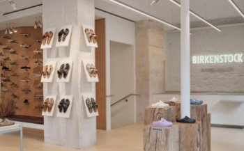 Выручка Birkenstock Holding увеличилась на 22% Выручка Birkenstock Holding увеличилась на 22%