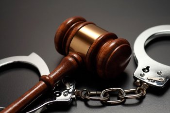 Уголовная ответственность за исполнение санкций: насколько реальны риски и как не нарушить закон? Уголовная ответственность за исполнение санкций: насколько реальны риски и как не нарушить закон?