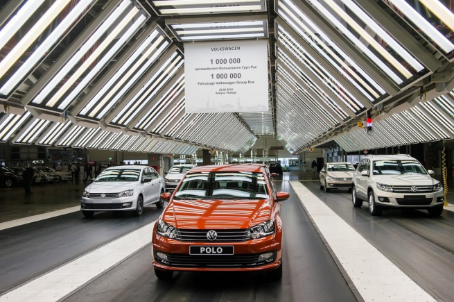 Выпуск машин на бывшем заводе Volkswagen может начаться до конца 2023 года Выпуск машин на бывшем заводе Volkswagen может начаться до конца 2023 года
