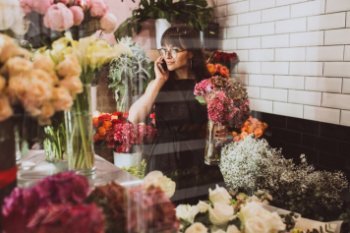 Flowwow: какие цветы выбирали россияне этим летом Flowwow: какие цветы выбирали россияне этим летом