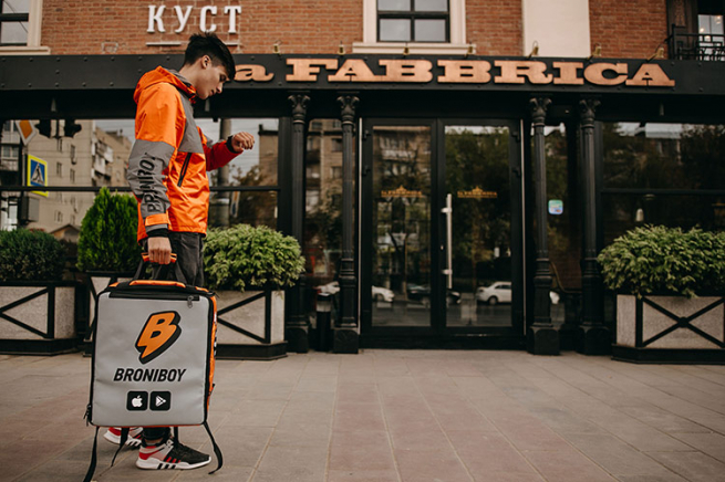 Что рестораны и магазины теряют из-за неуважительного отношения к курьерам Что рестораны и магазины теряют из-за неуважительного отношения к курьерам