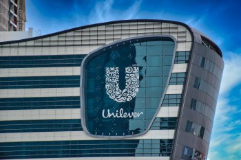 GSK отклонила предложение Unilever о покупке производителя «Терафлю» и Aquafresh GSK отклонила предложение Unilever о покупке производителя «Терафлю» и Aquafresh