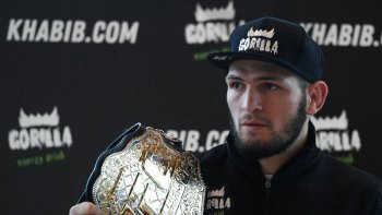 Экс-чемпион UFC Хабиб Нурмагомедов создаст сеть ресторанов быстрого питания Экс-чемпион UFC Хабиб Нурмагомедов создаст сеть ресторанов быстрого питания