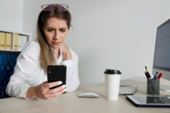 В Московском регионе наблюдаются перебои в работе мобильной связи и интернета В Московском регионе наблюдаются перебои в работе мобильной связи и интернета