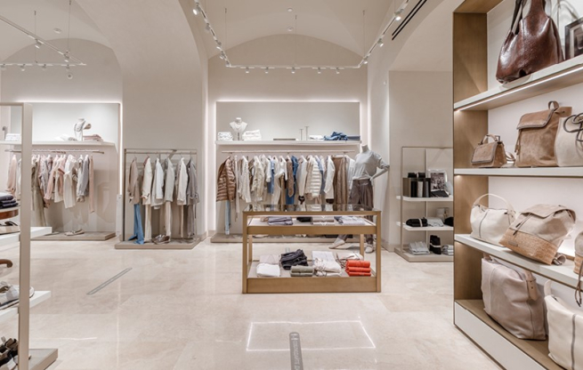 Brunello Cucinelli обвиняют в нарушении норм ЕС в отношении деятельности на рынке РФ Brunello Cucinelli обвиняют в нарушении норм ЕС в отношении деятельности на рынке РФ