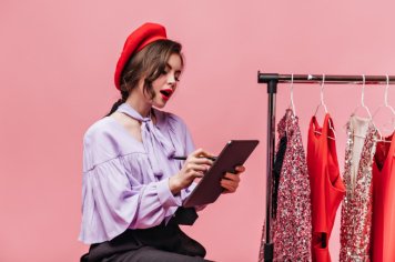 Какую часть зарплаты россияне тратят на шопинг - исследование Какую часть зарплаты россияне тратят на шопинг - исследование