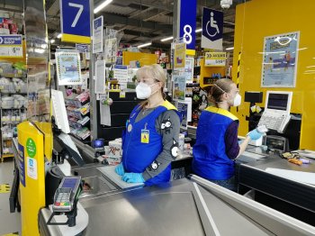 Более 170 офисных сотрудников «Ленты» поработали в магазинах сети Более 170 офисных сотрудников «Ленты» поработали в магазинах сети