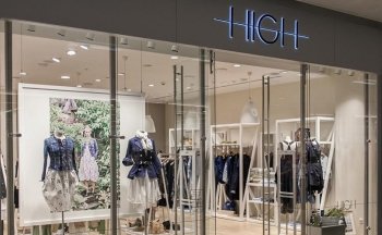 Марка High by Claire Campbell открыла первый монобренд в России Марка High by Claire Campbell открыла первый монобренд в России