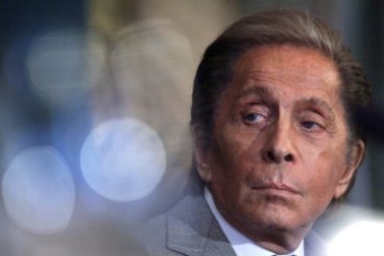Умер основатель дома моды Valentino Валентино Гаравани Умер основатель дома моды Valentino Валентино Гаравани