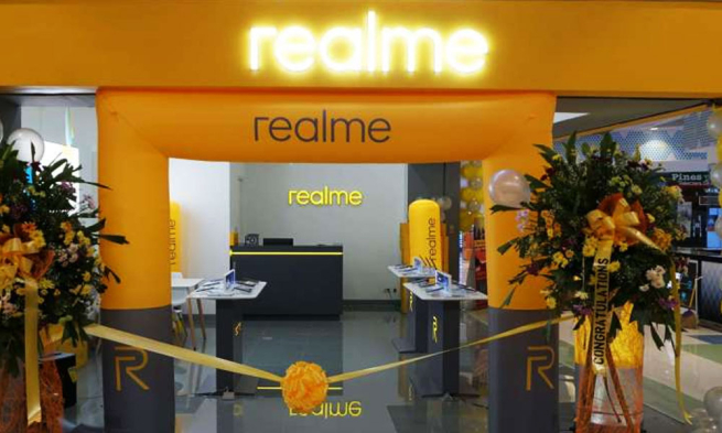 Tecno и Realme планируют открыть магазины в России Tecno и Realme планируют открыть магазины в России