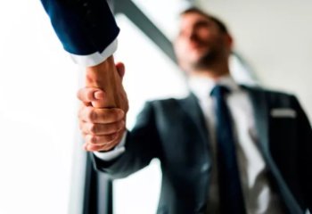 ФАС: уведомительный порядок для внутригрупповых сделок должен быть отменен ФАС: уведомительный порядок для внутригрупповых сделок должен быть отменен