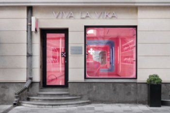 Кейс: как бренд Viva La Vika строил свою e-com-стратегию без маркетплейсов Кейс: как бренд Viva La Vika строил свою e-com-стратегию без маркетплейсов