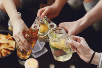 АКОРТ и Союзнапитки договорились развивать саморегулирование на рынке напитков
