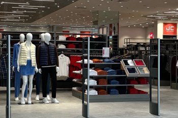 «Не аналог, а новый бренд!»: вице-президент компании «Трейд Менеджмент» рассказал о запуске марки JUST CLOTHES «Не аналог, а новый бренд!»: вице-президент компании «Трейд Менеджмент» рассказал о запуске марки JUST CLOTHES