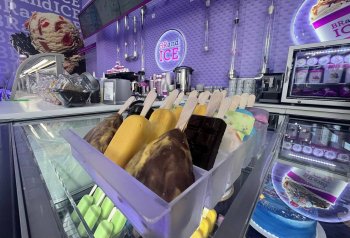 Бывший производитель мороженого Baskin Robbins в России открыл первое кафе BRandICE Бывший производитель мороженого Baskin Robbins в России открыл первое кафе BRandICE