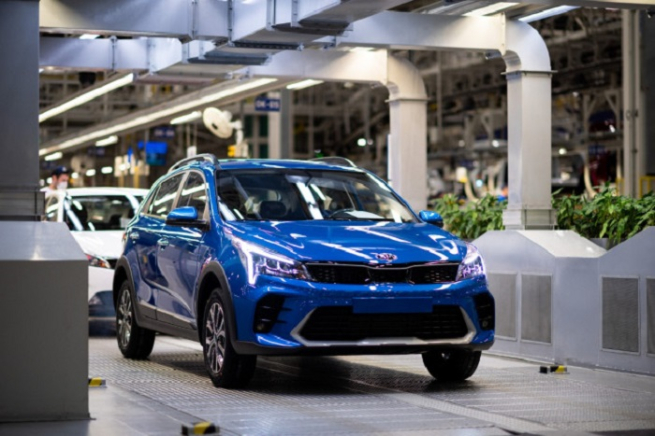 Автомобили Hyundai и Kia могут вернуться в Россию под новым брендом Автомобили Hyundai и Kia могут вернуться в Россию под новым брендом
