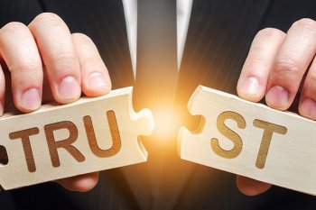 Доверительный маркетинг: как выстраивать отношения с аудиторией и превращать незнакомцев в покупателей? Доверительный маркетинг: как выстраивать отношения с аудиторией и превращать незнакомцев в покупателей?