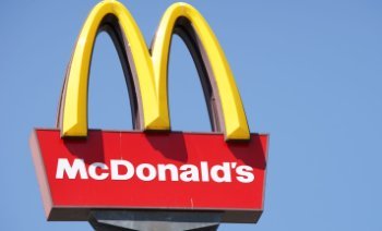 McDonald's может в России утратить права на 11 брендов McDonald's может в России утратить права на 11 брендов