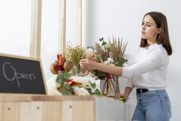 VK и Flowwow: e-com лидирует среди категорий женского бизнеса VK и Flowwow: e-com лидирует среди категорий женского бизнеса