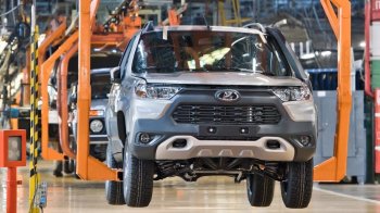 «АвтоВАЗ» возобновил выпуск Lada Niva Travel «АвтоВАЗ» возобновил выпуск Lada Niva Travel