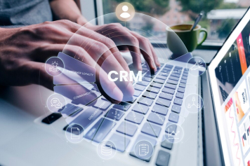 Бизнес стал активнее внедрять чат-боты и CRM-системы – исследование Бизнес стал активнее внедрять чат-боты и CRM-системы – исследование