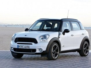 MINI снимает с производства сразу две модели автомобиля MINI снимает с производства сразу две модели автомобиля