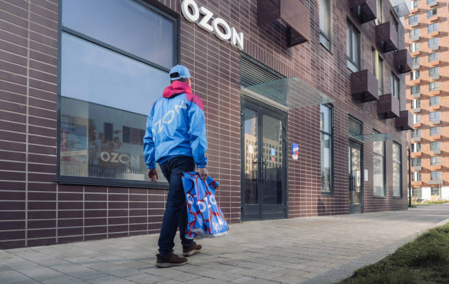 В России предложили запретить размещать ПВЗ на первых этажах жилых домов В России предложили запретить размещать ПВЗ на первых этажах жилых домов