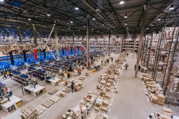 Familia удвоила площади распределительного центра Familia удвоила площади распределительного центра