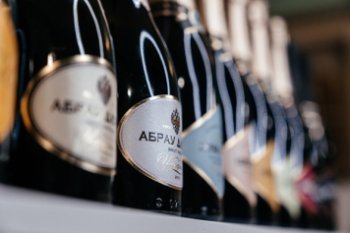 «Абрау-Дюрсо» начнет производство винных напитков в Индии «Абрау-Дюрсо» начнет производство винных напитков в Индии