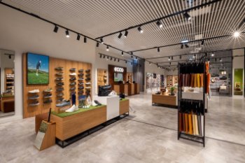 Бренд ECCO обновил магазин в ТРЦ «Пражский Пассаж» (ФОТО) Бренд ECCO обновил магазин в ТРЦ «Пражский Пассаж» (ФОТО)