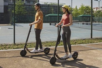 В России открылся первый официальный магазин Segway-Ninebot В России открылся первый официальный магазин Segway-Ninebot