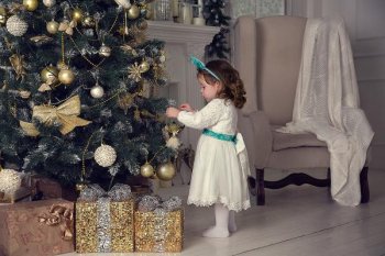 Delivery Club запустил доставку ёлок Delivery Club запустил доставку ёлок