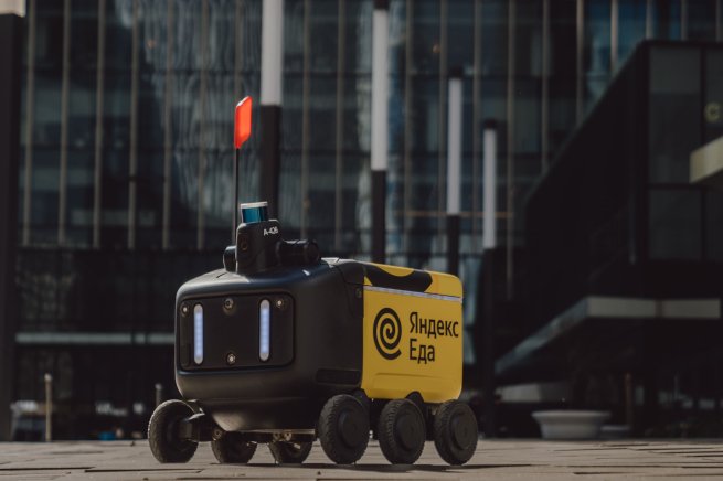 Заказы из ROSTIC’S будут доставлять роботы-курьеры Яндекса Заказы из ROSTIC’S будут доставлять роботы-курьеры Яндекса