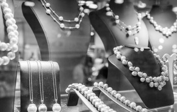 «Ювелирка» уходит в онлайн – что делать офлайну? «Ювелирка» уходит в онлайн – что делать офлайну?