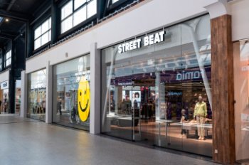 Робот по имени Стас: как сеть Street Beat автоматизировала коммуникацию с клиентами (кейс) Робот по имени Стас: как сеть Street Beat автоматизировала коммуникацию с клиентами (кейс)