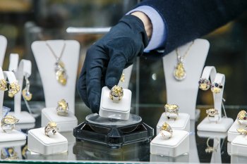 Ювелирный бизнес России: есть ли шанс у российских компаний заменить ушедшие с рынка мировые бренды Ювелирный бизнес России: есть ли шанс у российских компаний заменить ушедшие с рынка мировые бренды