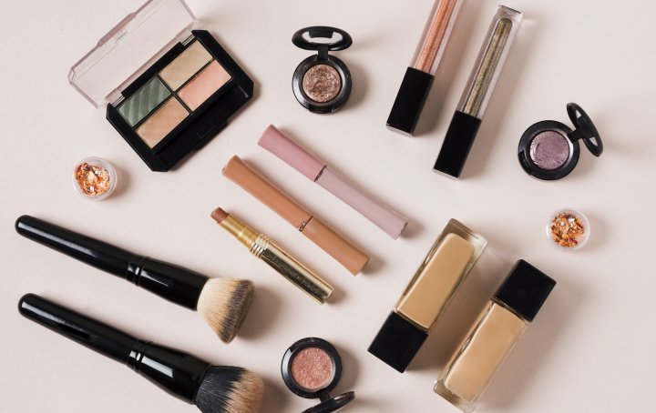 В России растет спрос на отечественную косметику В России растет спрос на отечественную косметику