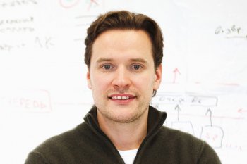 Иван Хохлов, 12Storeez: о взаимоотношениях с маркетплейсами и выходе на международный рынок Иван Хохлов, 12Storeez: о взаимоотношениях с маркетплейсами и выходе на международный рынок