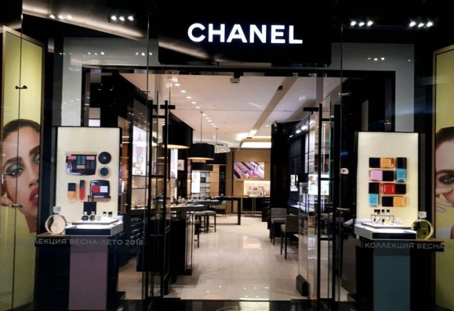 Chanel намерена «закрыть» аренду помещений своих бутиков Chanel намерена «закрыть» аренду помещений своих бутиков