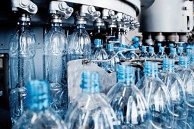 Рынок бутилированной воды обелился почти на 30% Рынок бутилированной воды обелился почти на 30%
