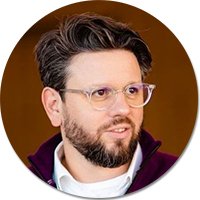 Илья Адамский Необходимости «пощупать» диван перед покупкой уже нет: тренды в мебельном ритейле в 2023 году