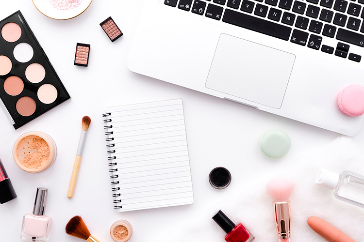 Возвращение к независимому e-commerce: как косметический бренд Одурманки пересобрал онлайн-продажи Возвращение к независимому e-commerce: как косметический бренд Одурманки пересобрал онлайн-продажи