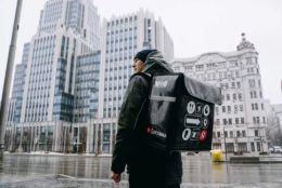 Яндекс Доставка выяснила, что люди отправляют с курьером друг другу чаще всего Яндекс Доставка выяснила, что люди отправляют с курьером друг другу чаще всего